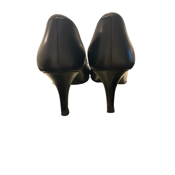 Coach Women’s Black Leather Heels Sz 8.5B Buckle Accent Round Toe Classic Pumps - Picture 5 of 14